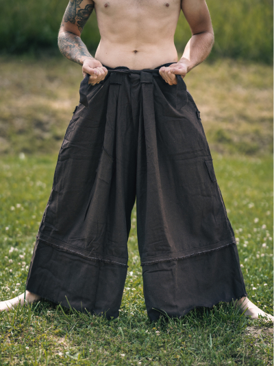 Trollfelsen Mitelalter Gewandung Hose Samurai Kenshin Braun